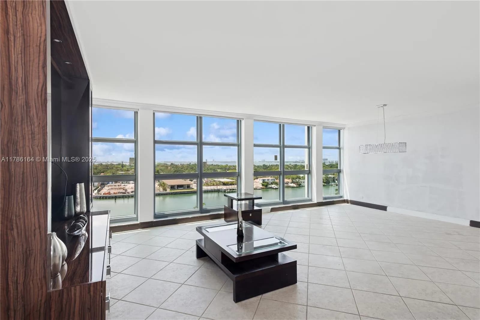 5055 Collins Ave # 10J, Miami Beach FL 33140
