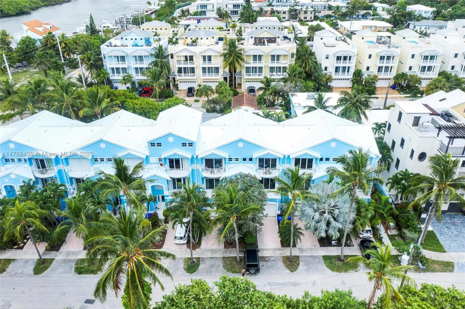 381 Franklin St, Hollywood FL 33019