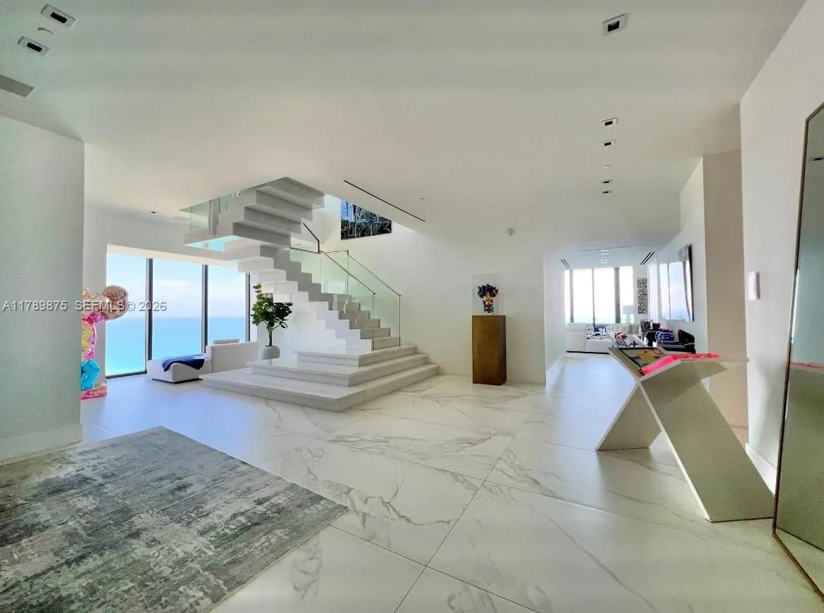 17141 Collins Ave, Sunny Isles Beach FL 33160