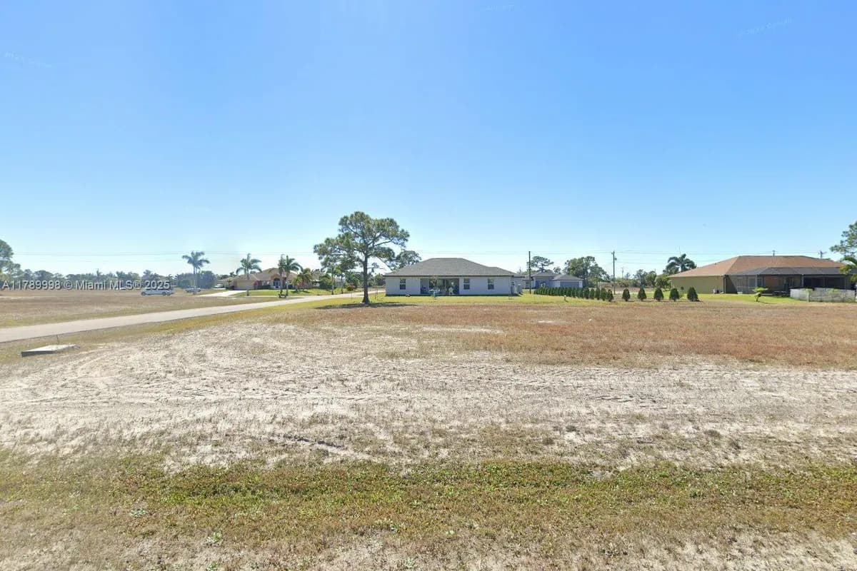 2900 NW 27TH ST, Cape Coral FL 33993