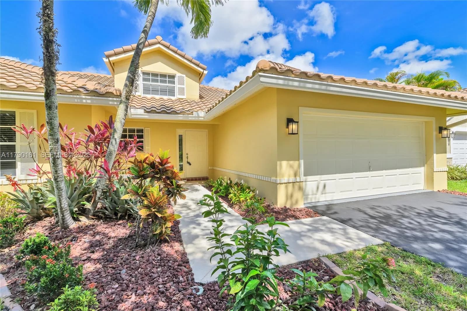 3562 W Southern Orchard Rd W, Davie FL 33328