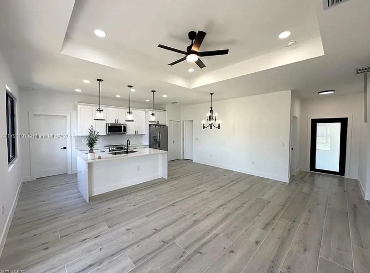 313 Radium Avenue, Lehigh Acres FL 33975