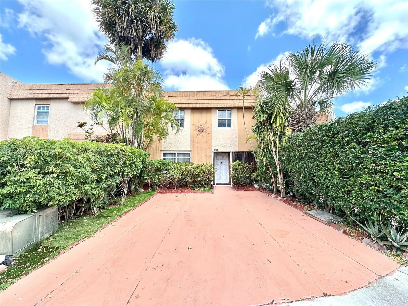 8135 W 9th Ave, Hialeah FL 33014