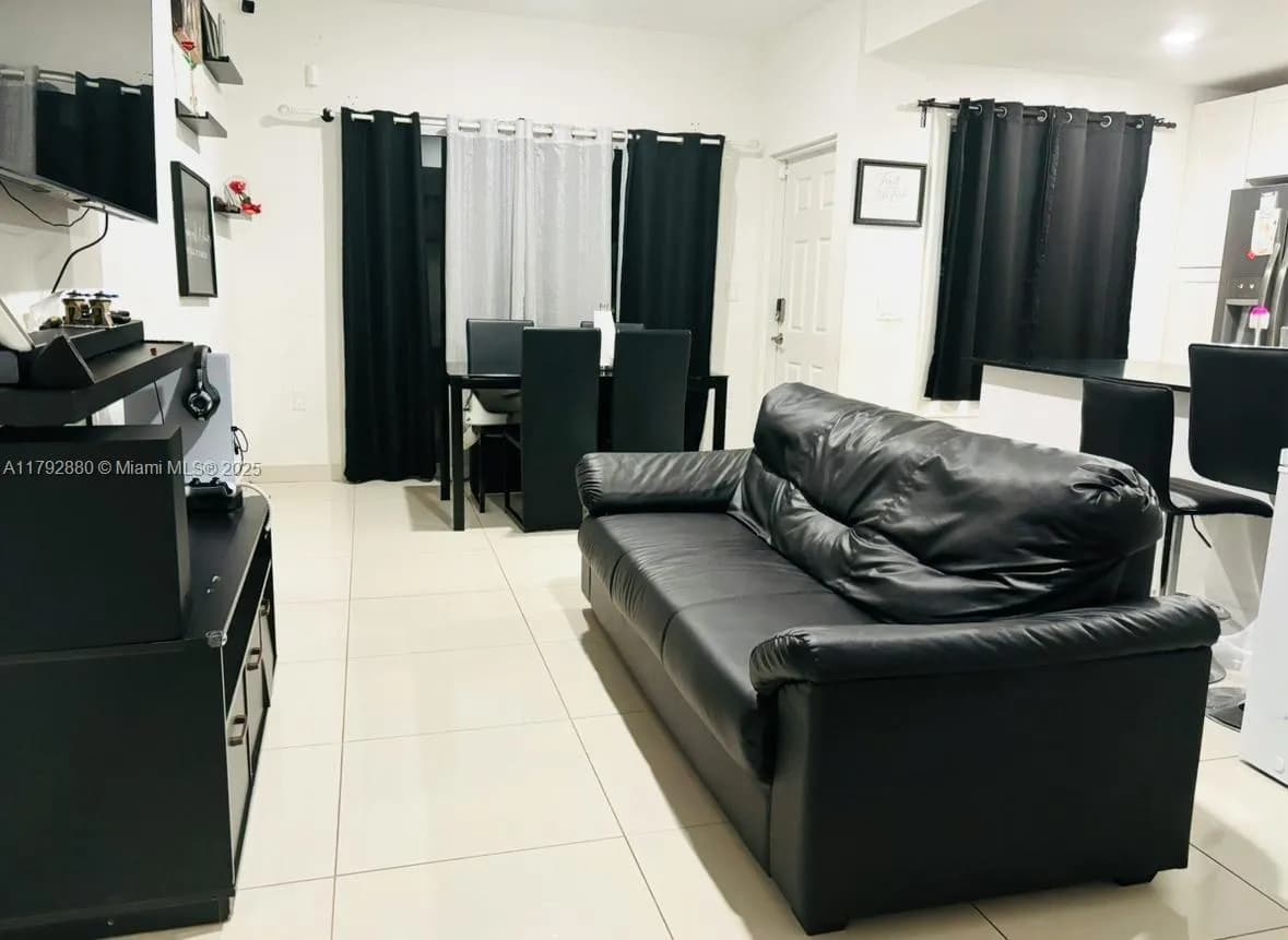 25836 SW 139th Path, Homestead FL 33032