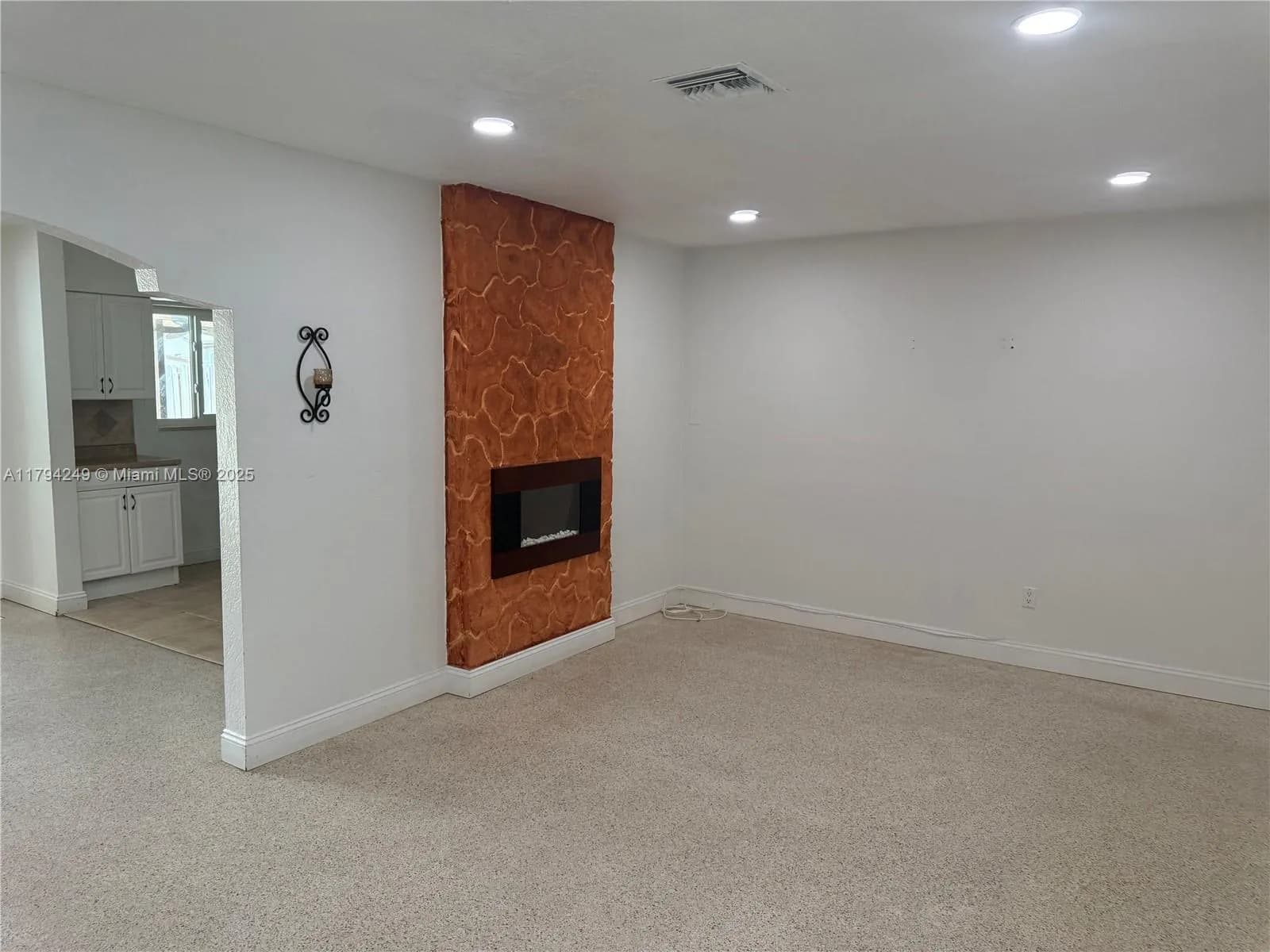 4430 NW 175th St, Miami Gardens FL 33055