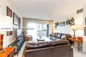 1980 S Ocean Dr # 2B, Hallandale Beach FL 33009