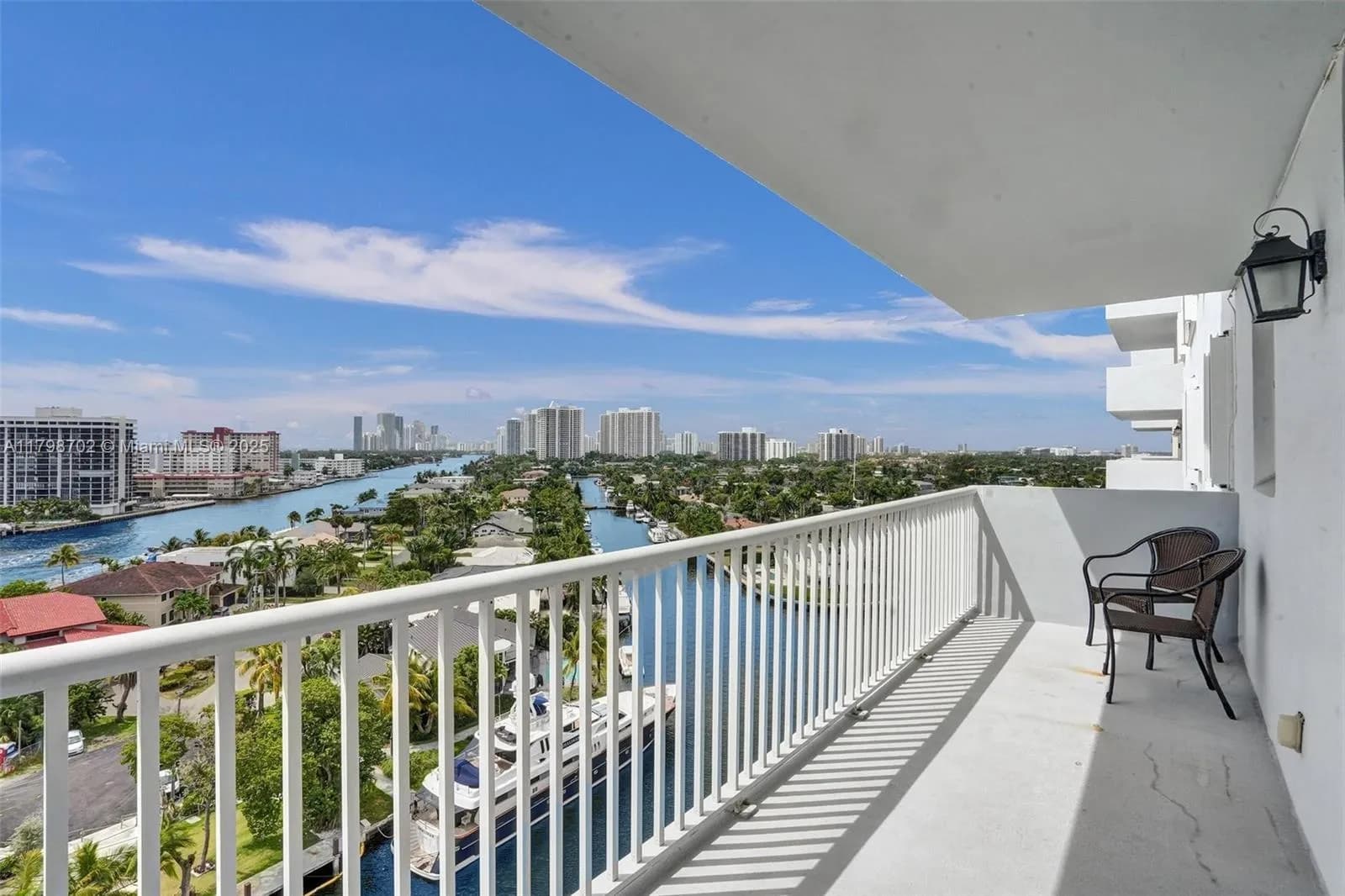 137 Golden Isles Dr # 1105, Hallandale Beach FL 33009