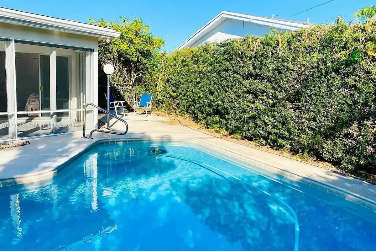 5111 NE 15th Ave, Fort Lauderdale FL 33334