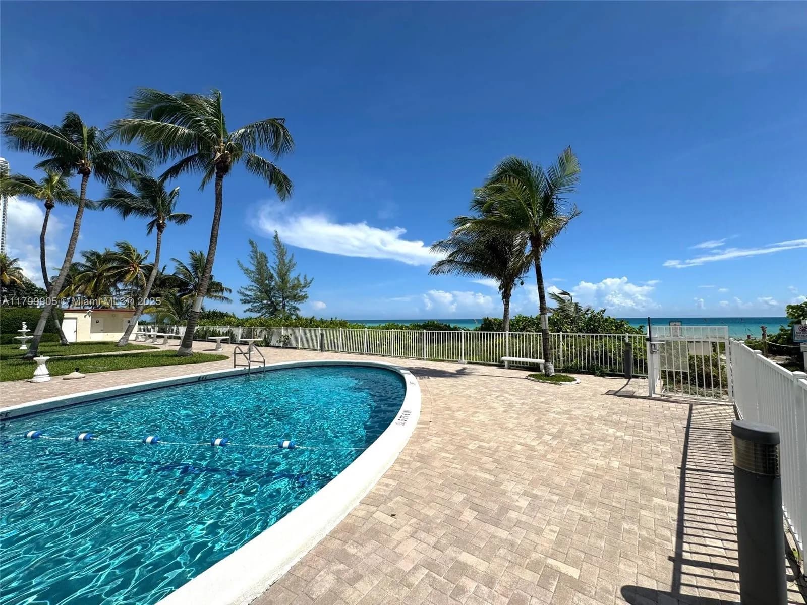 1936 S Ocean Dr # 8D, Hallandale Beach FL 33009