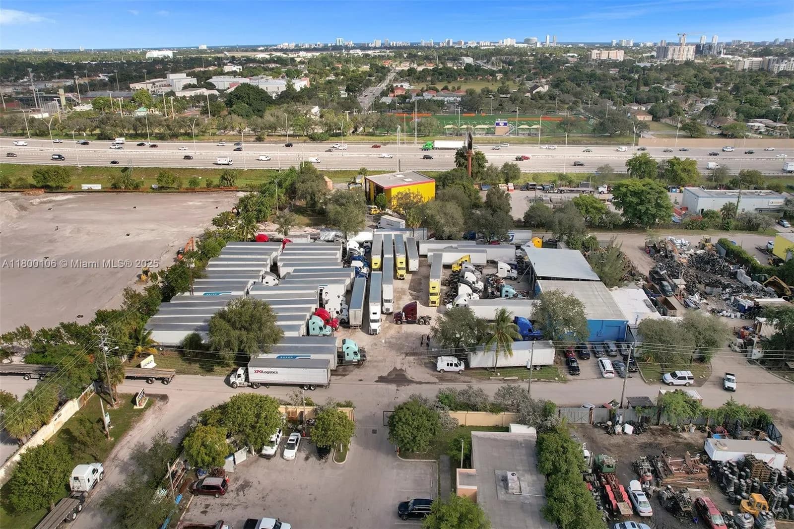 850 NW 12th Ter, Pompano Beach FL 33069