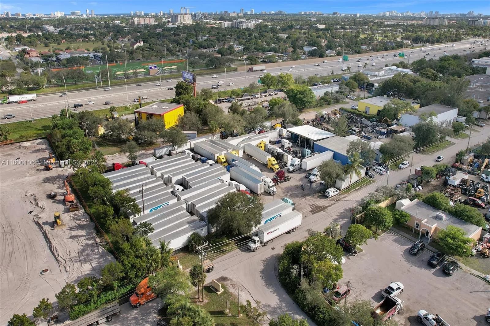 850 NW 12th Ter, Pompano Beach FL 33069