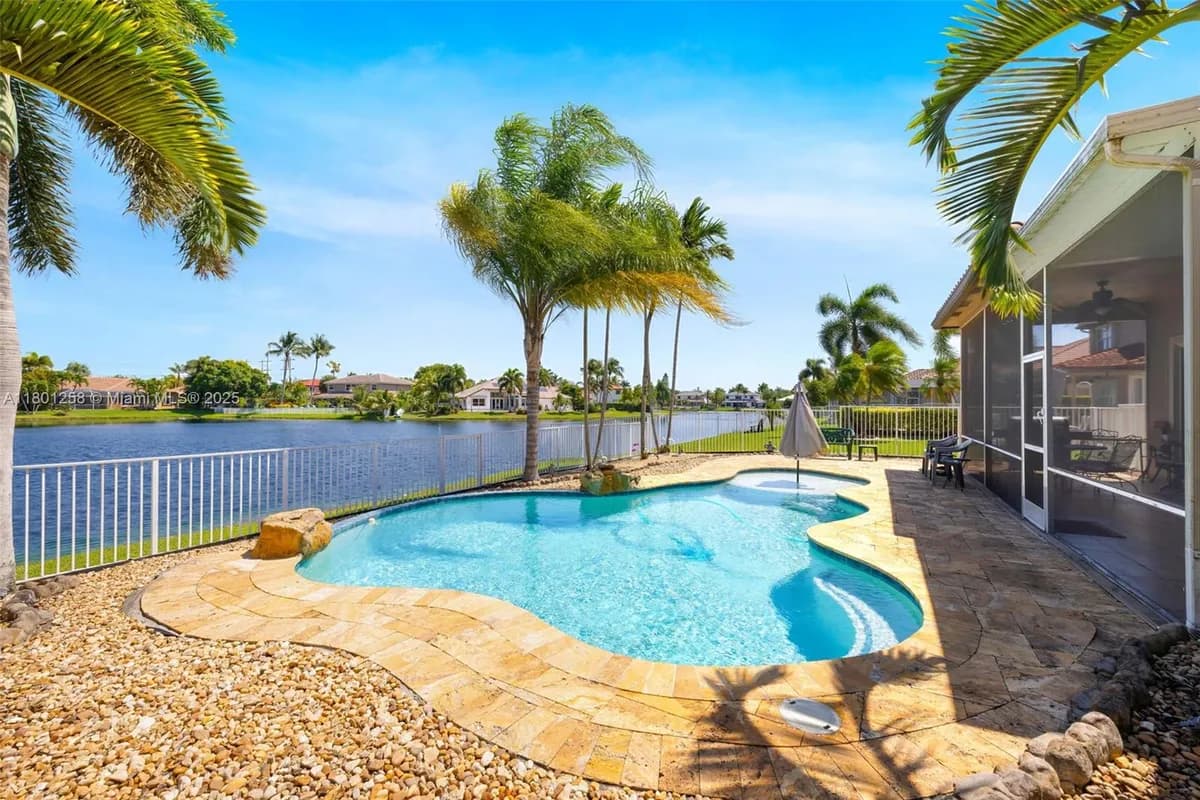 16343 Segovia Cir S, Pembroke Pines FL 33331