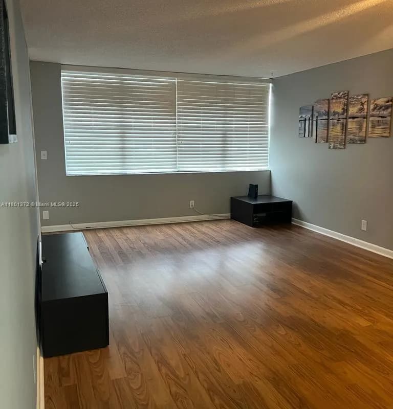 2751 Taft St # 302, Hollywood FL 33020