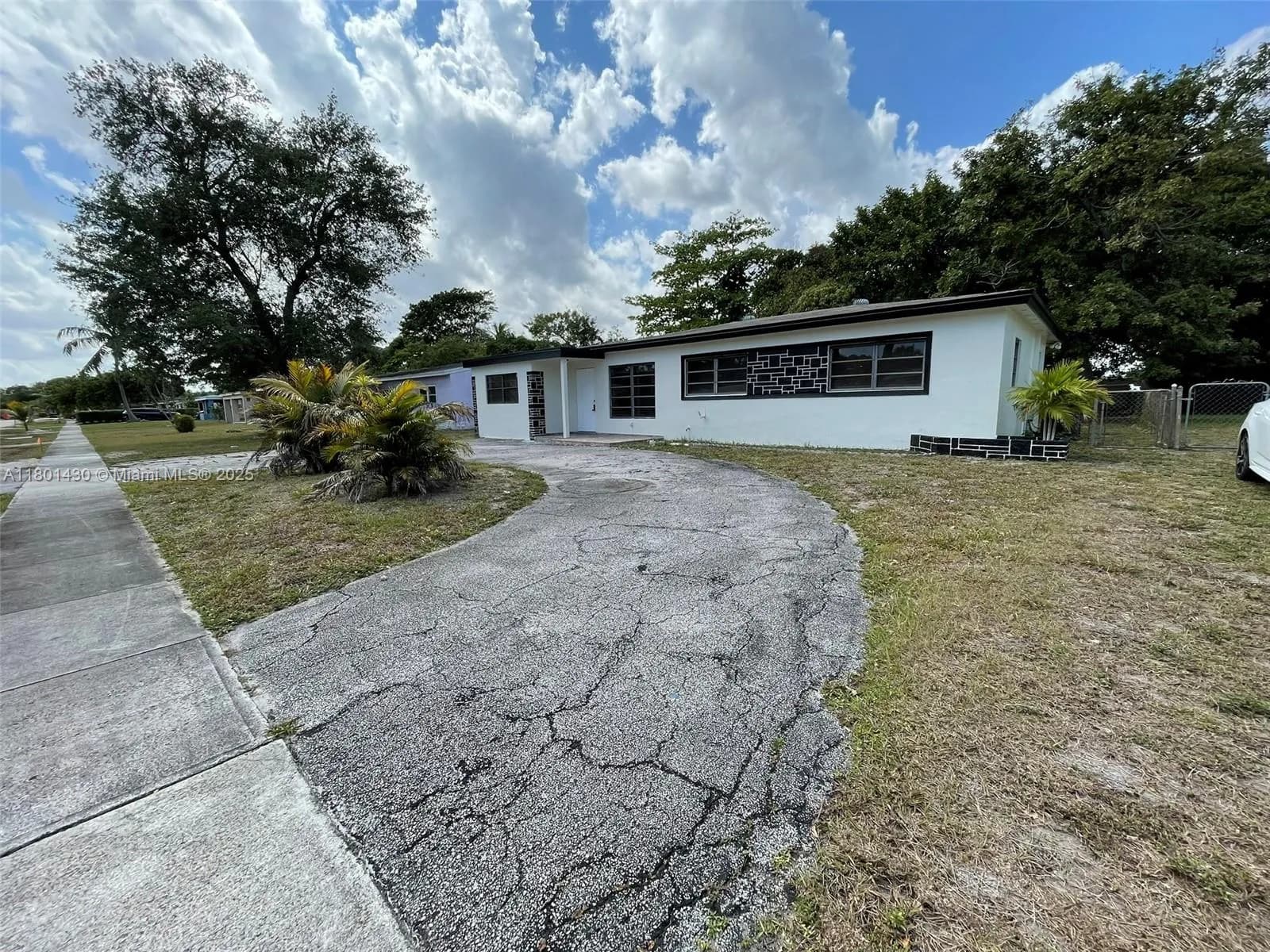 941 Arizona Ave, Fort Lauderdale FL 33312