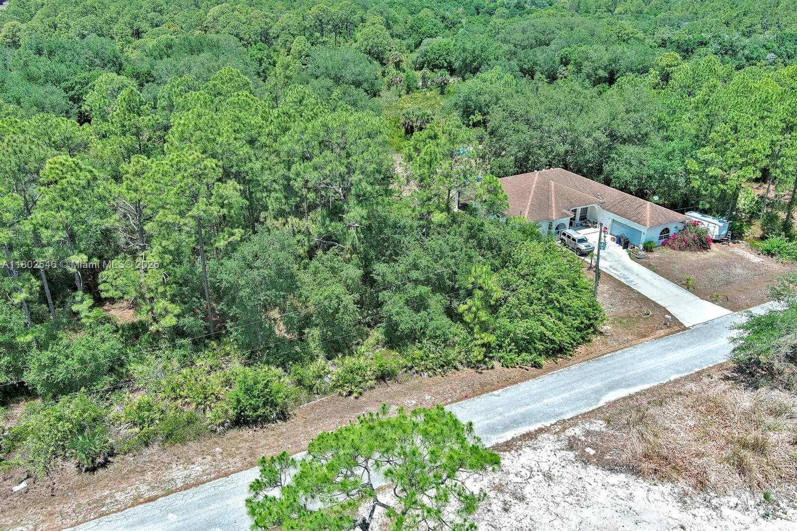 1305 WELLINGTON AVE, Lehigh Acres FL 33972