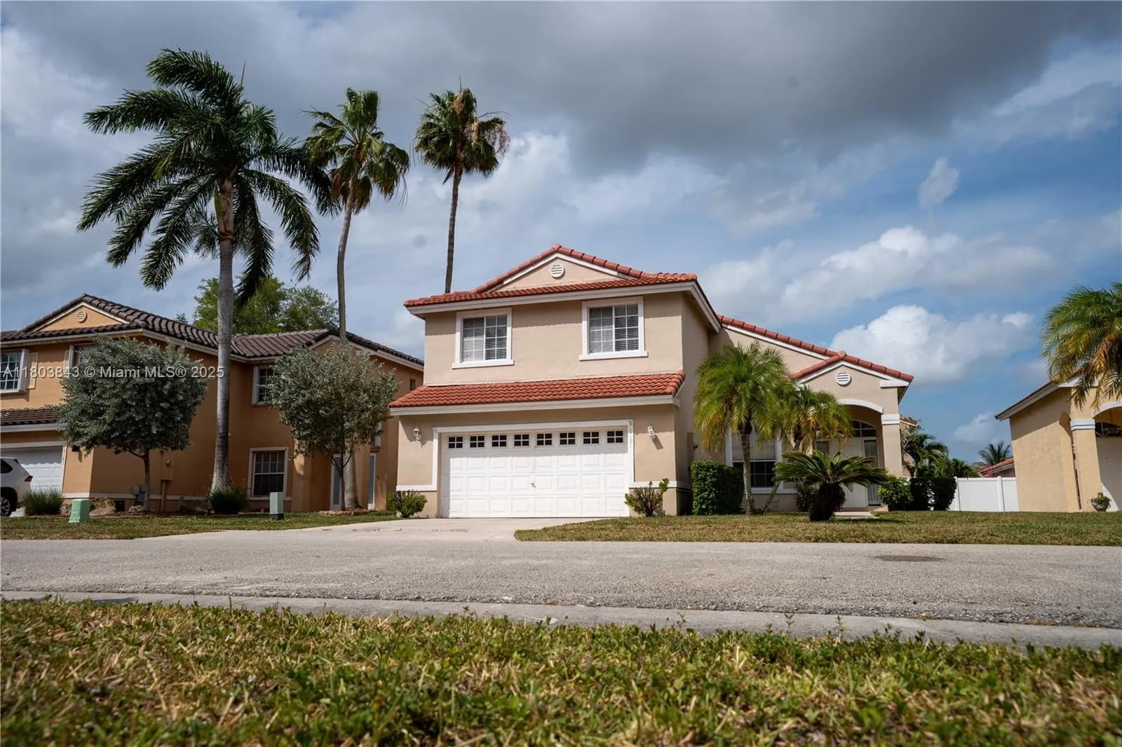 19121 NW 12th St, Pembroke Pines FL 33029
