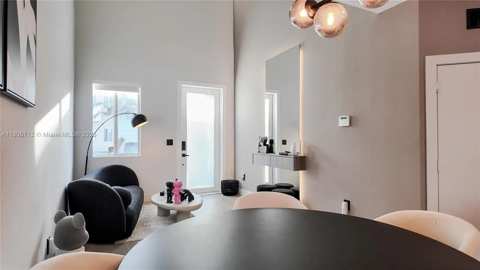 7221 NW 103rd Path, Doral FL 33178