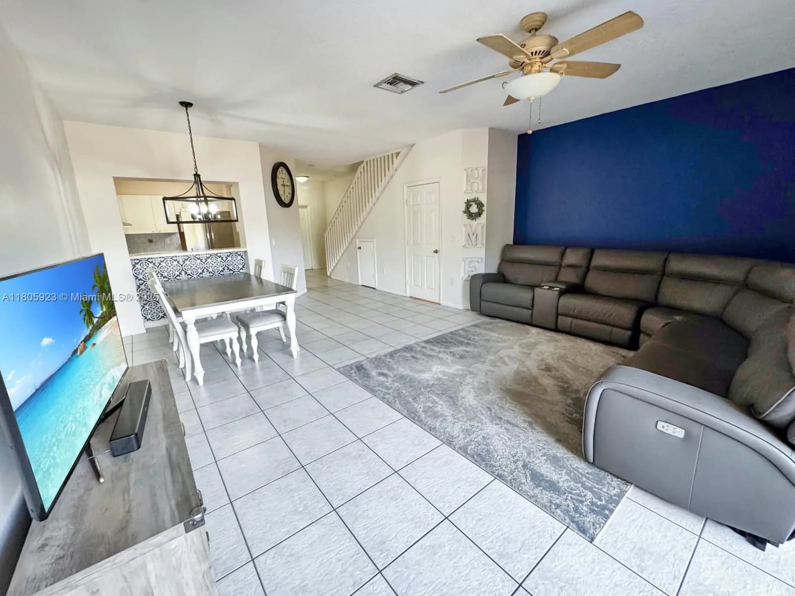 1104 NW 100th Ave, Pembroke Pines FL 33024