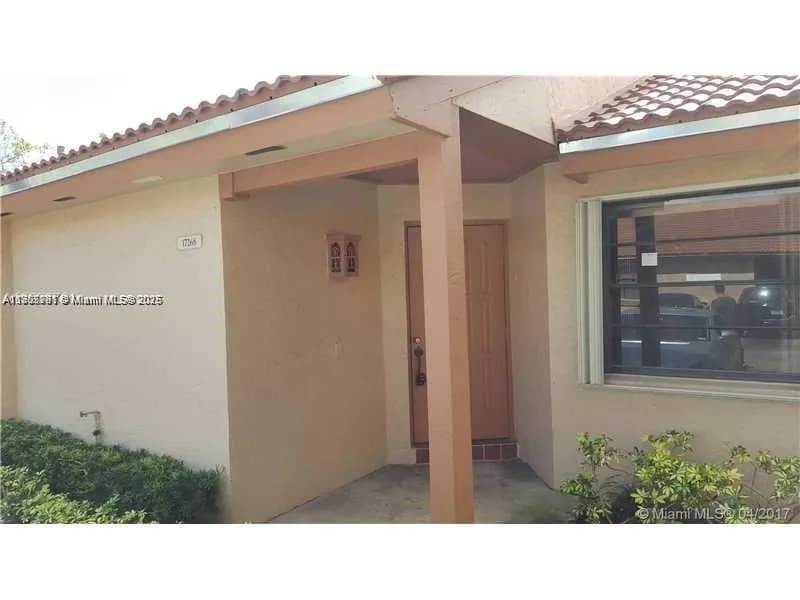 3 bedroom 2 bath for sale at 17268 NW 60th Ct, Hialeah FL 33015