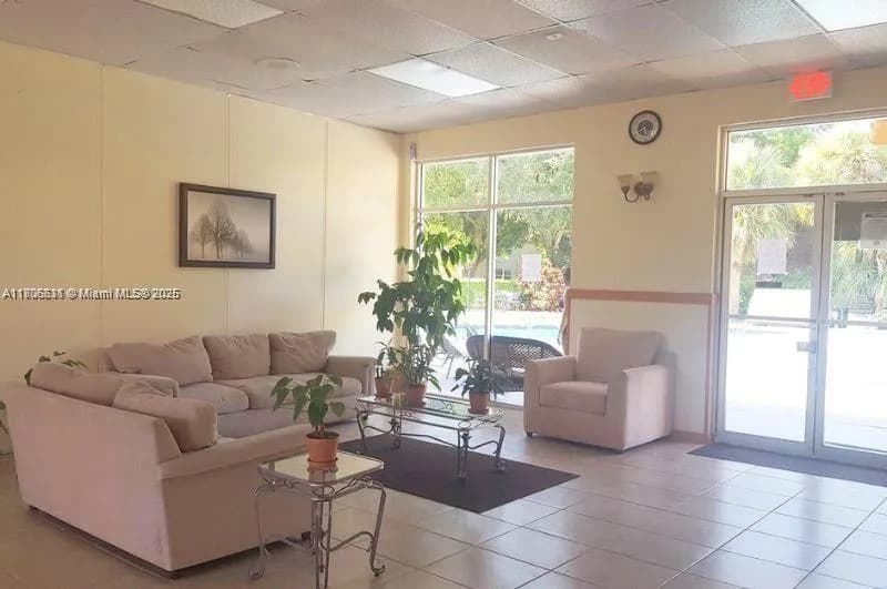 4334 NW 9th Ave # 2F, Deerfield Beach FL 33064