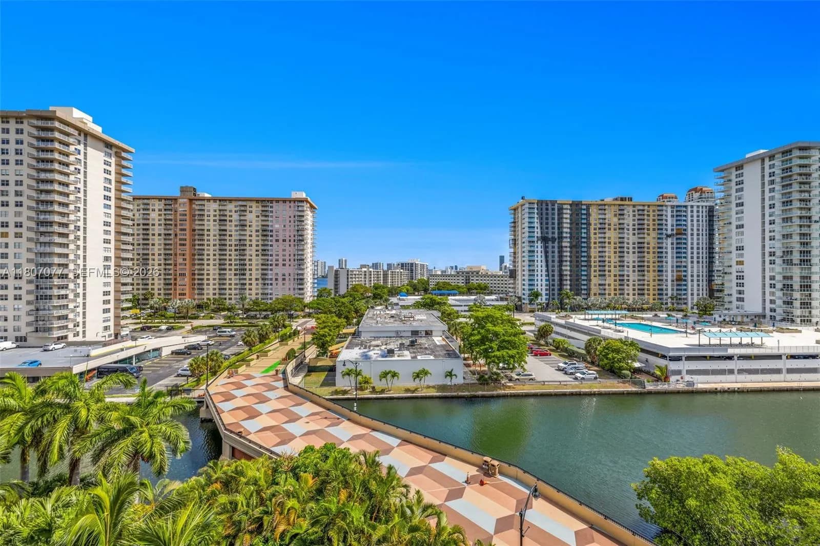 17150 N Bay Rd # 2814, Sunny Isles Beach FL 33160