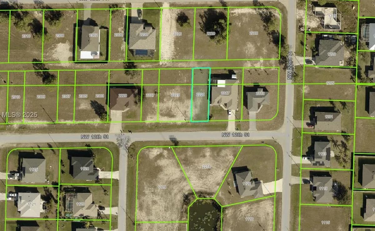 2221 NW 12th St, Cape Coral FL 33993