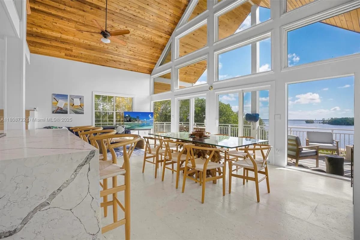 41 Mutiny Pl, Key Largo FL 33037