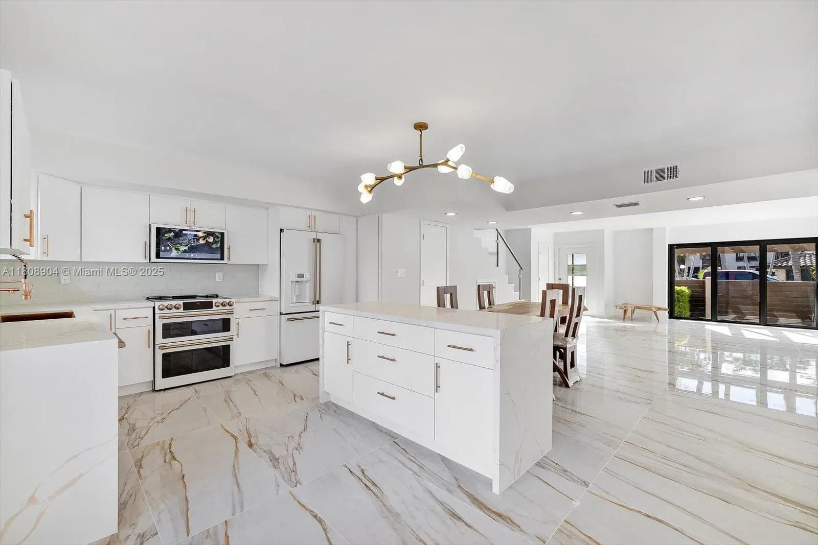 3 bedroom 2 bath for sale at 16449 NE 26th Ave # 16, North Miami Beach FL 33160