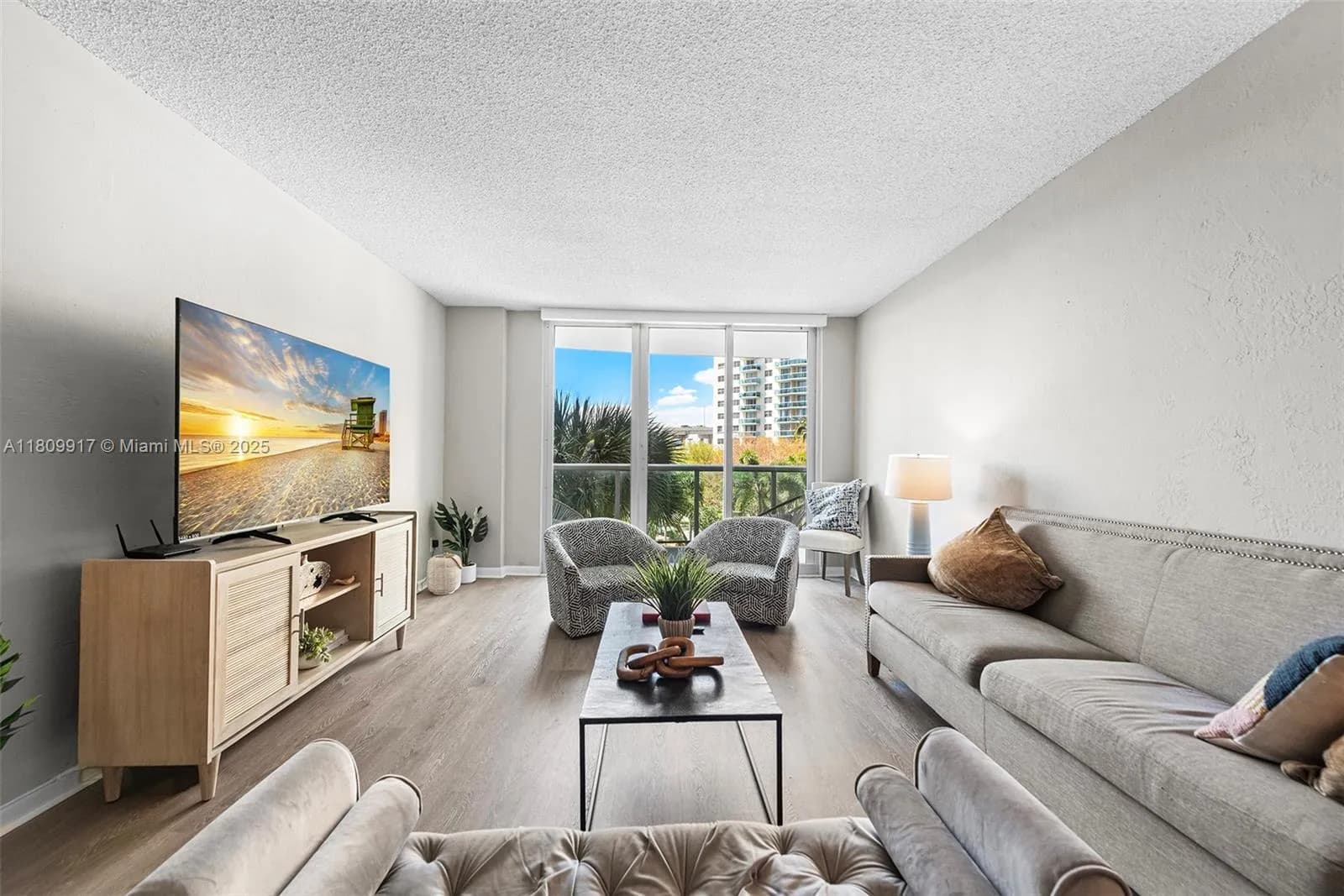 19380 Collins Ave # 317, Sunny Isles Beach FL 33160