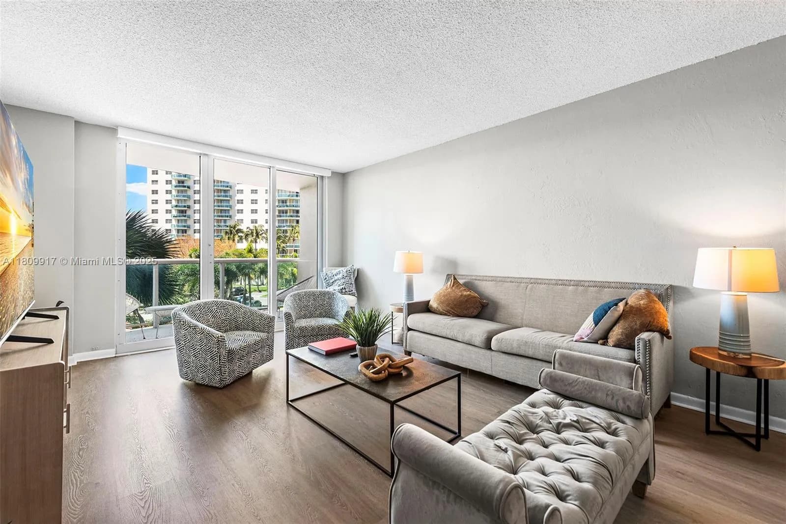 19380 Collins Ave # 317, Sunny Isles Beach FL 33160