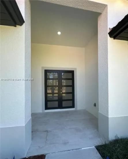 2002 E 13th St, Lehigh Acres FL 33972