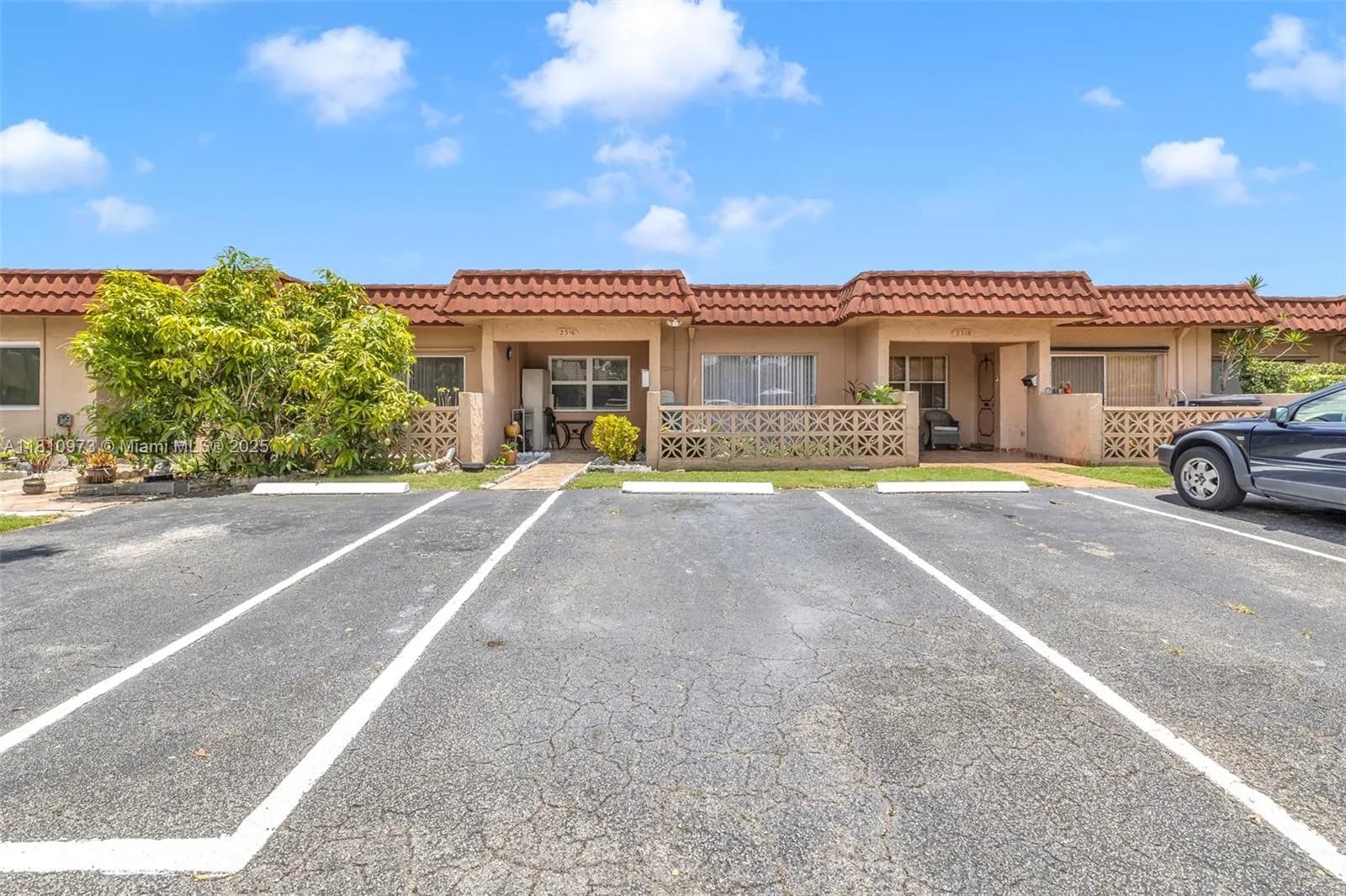 2316 SW 81st Way # 8, North Lauderdale FL 33068