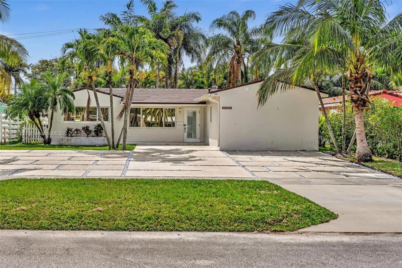 1510 Coolidge St, Hollywood FL 33020