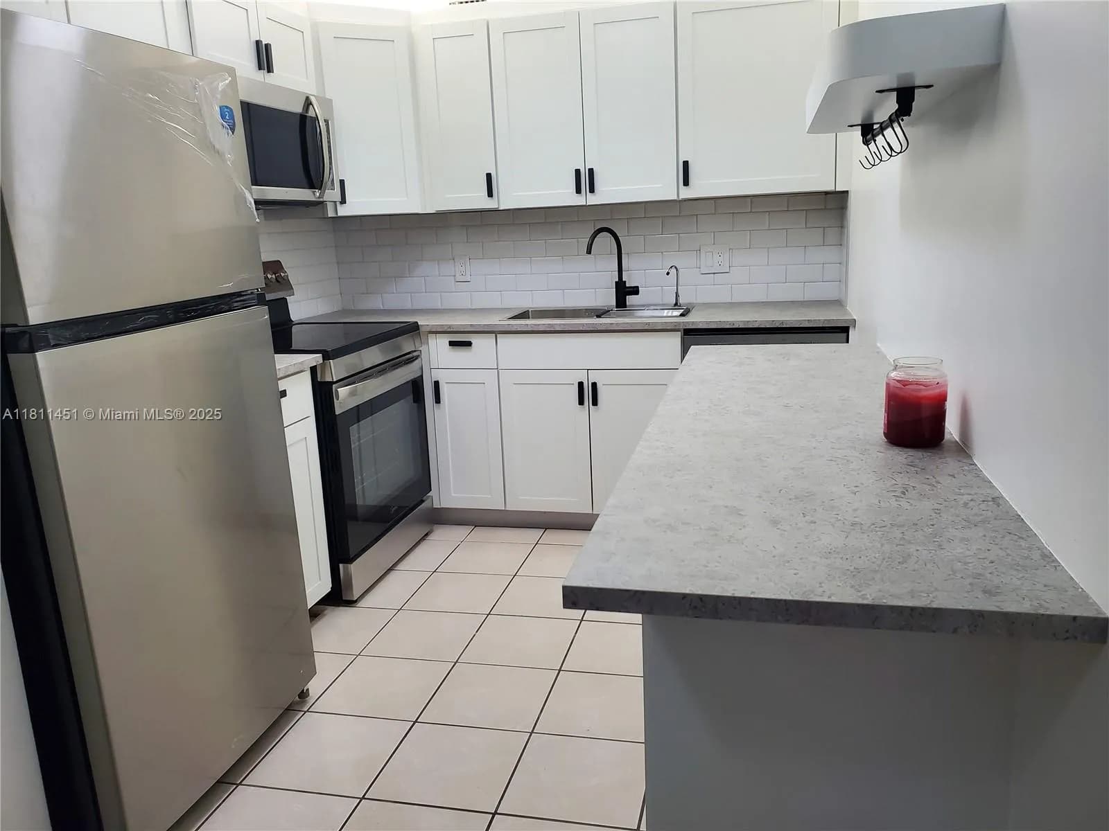 800 SW 131st Ave # 113F, Pembroke Pines FL 33027
