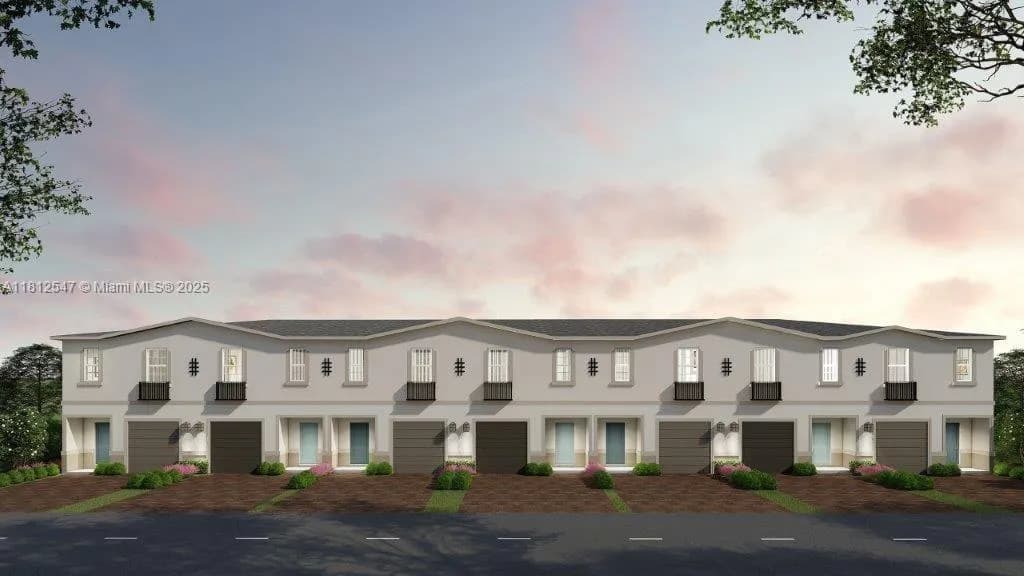 843 SW 11th Terr, Florida City FL 33034