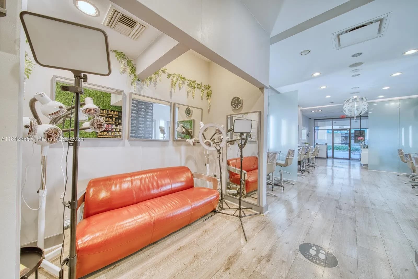 Full Service Beauty Salon On Sunset Dr & 57th Ave, Coral Gables FL 33143