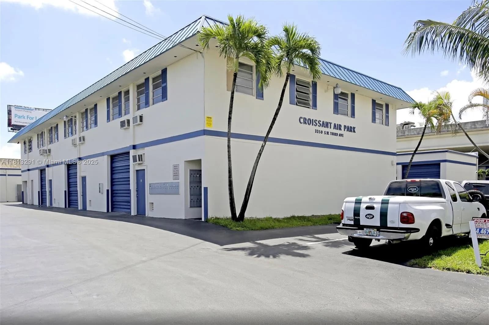 3350 SW 3rd Ave, Fort Lauderdale FL 33315