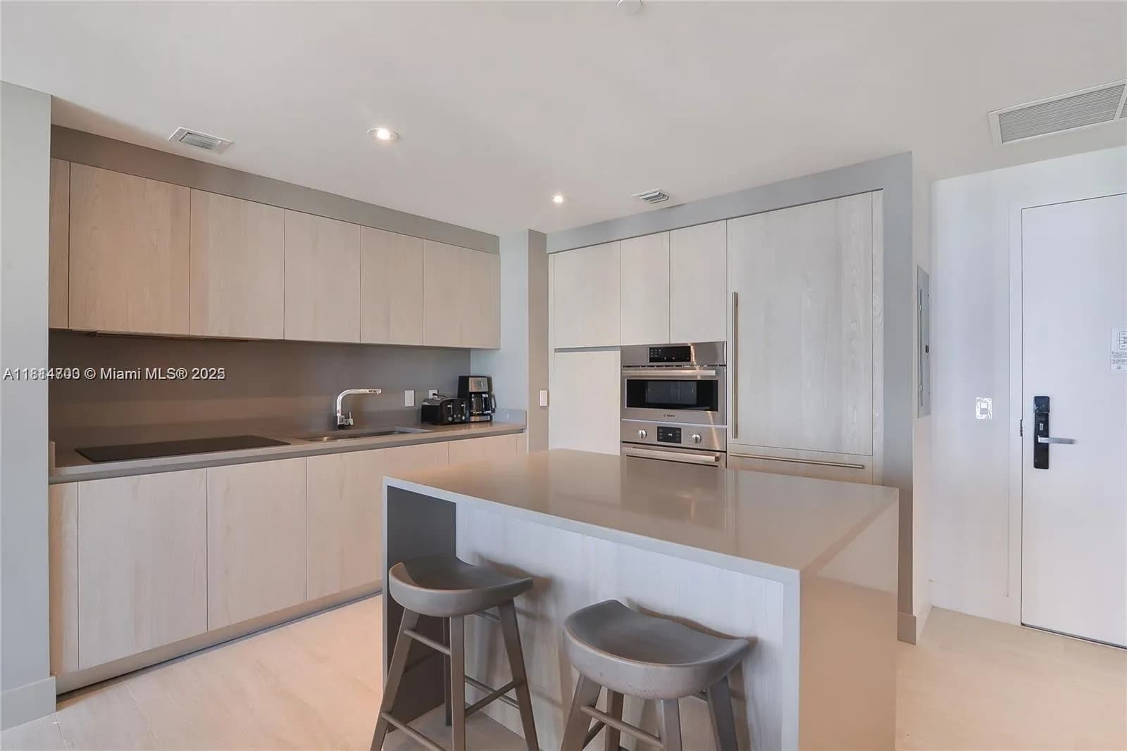 4010 S Ocean Dr # R1905, Hollywood FL 33019