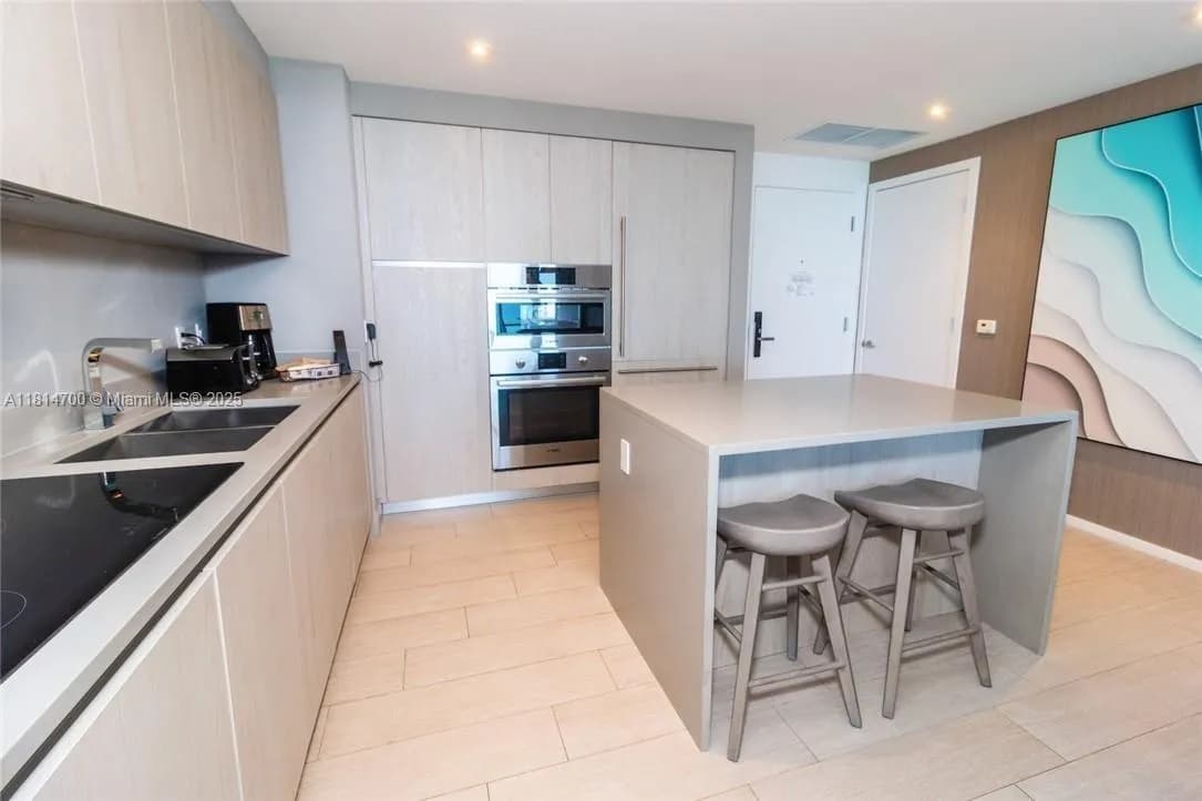 4010 S Ocean Dr # R1905, Hollywood FL 33019