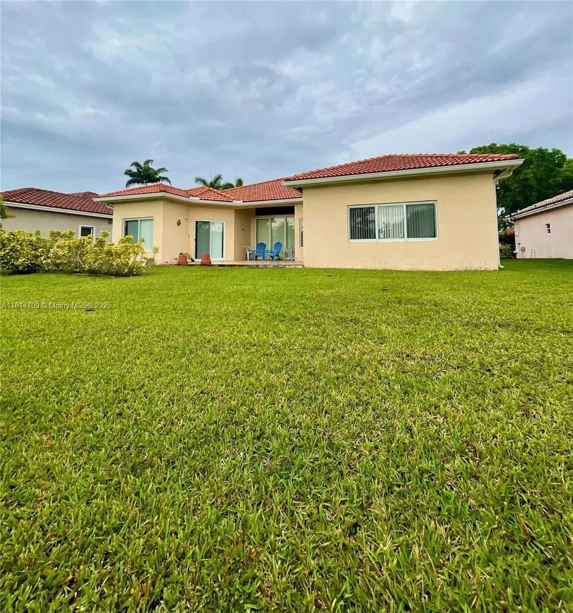 16375 NW 14th St, Pembroke Pines FL 33028