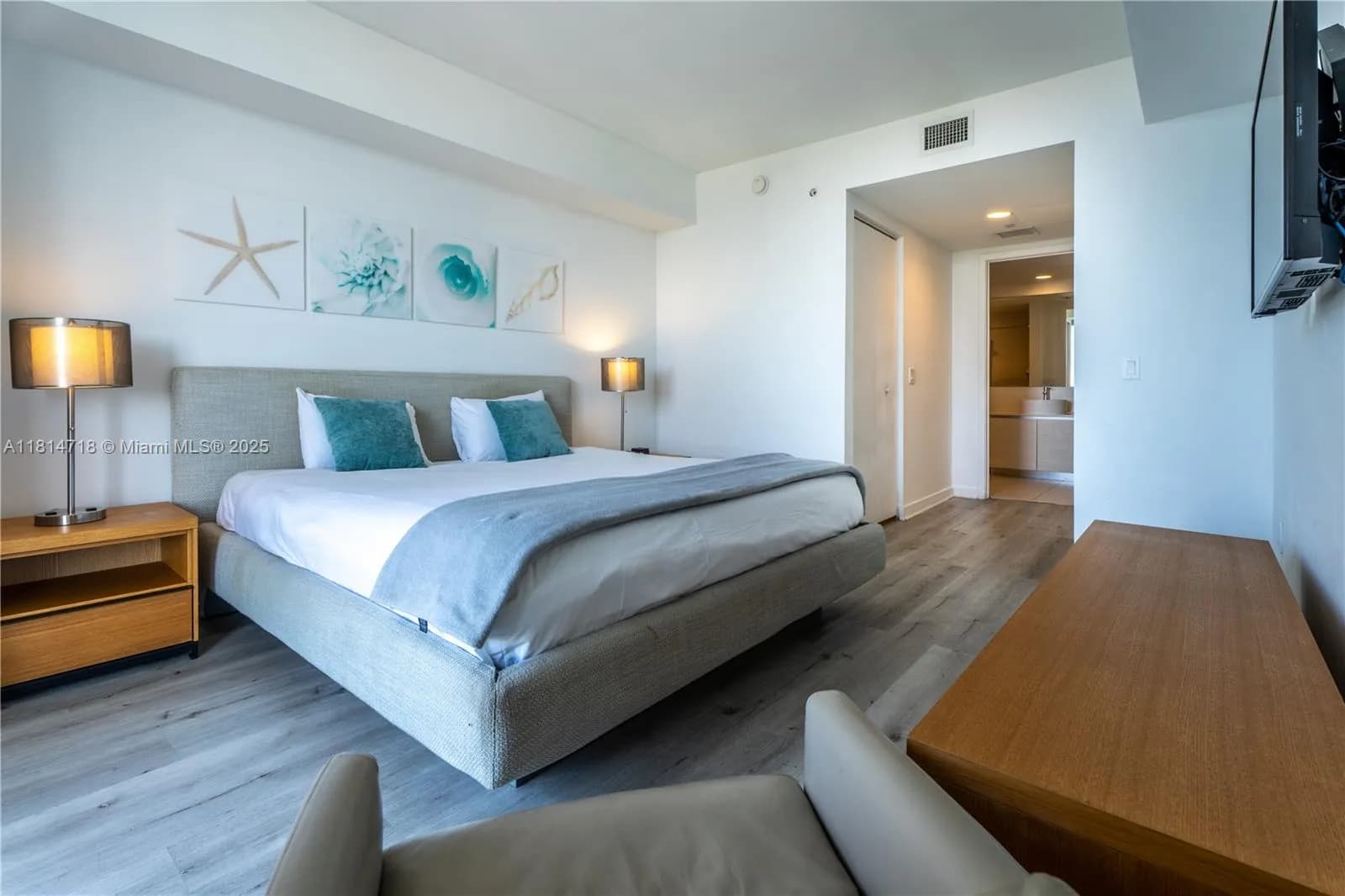 2602 E Hallandale Beach Blvd # R2004, Hallandale Beach FL 33009