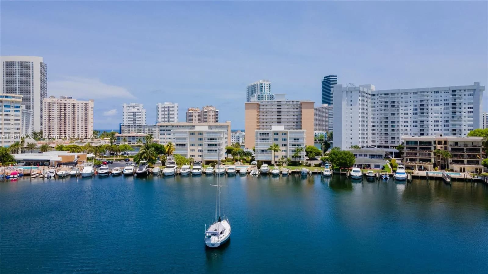 120 Golden Isles Dr # 33B, Hallandale Beach FL 33009