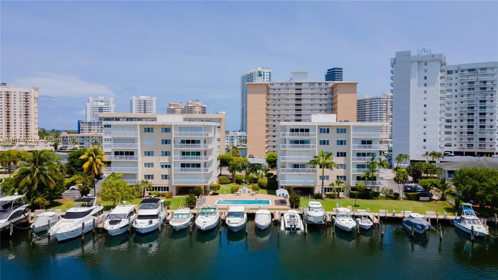 120 Golden Isles Dr # 33B, Hallandale Beach FL 33009