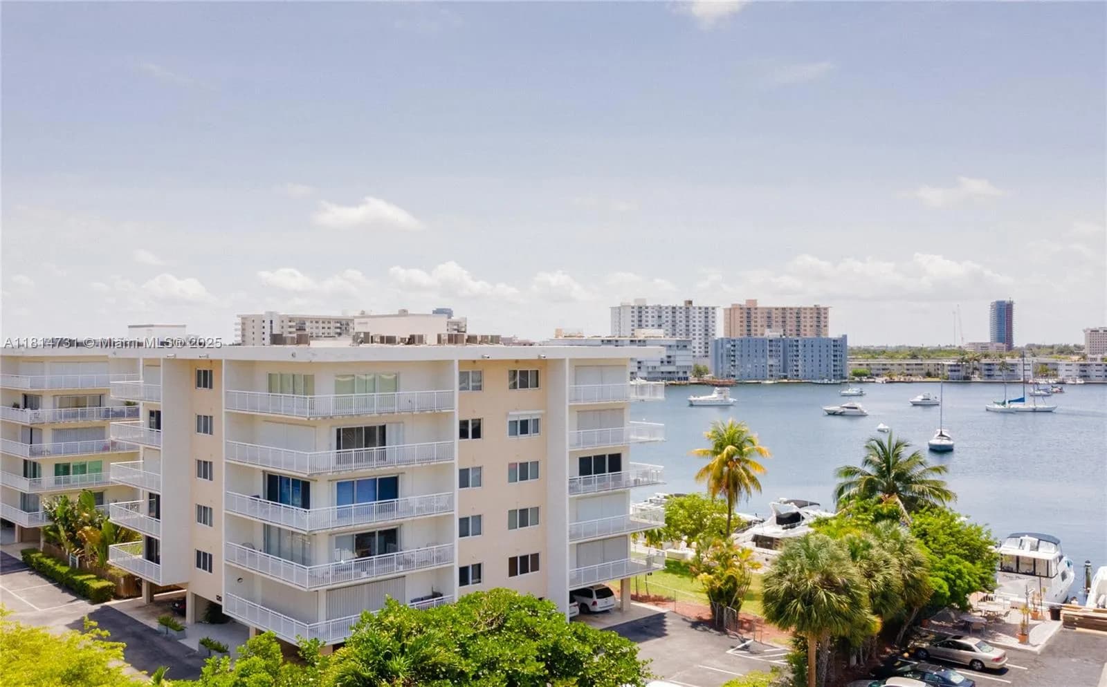 120 Golden Isles Dr # 33B, Hallandale Beach FL 33009