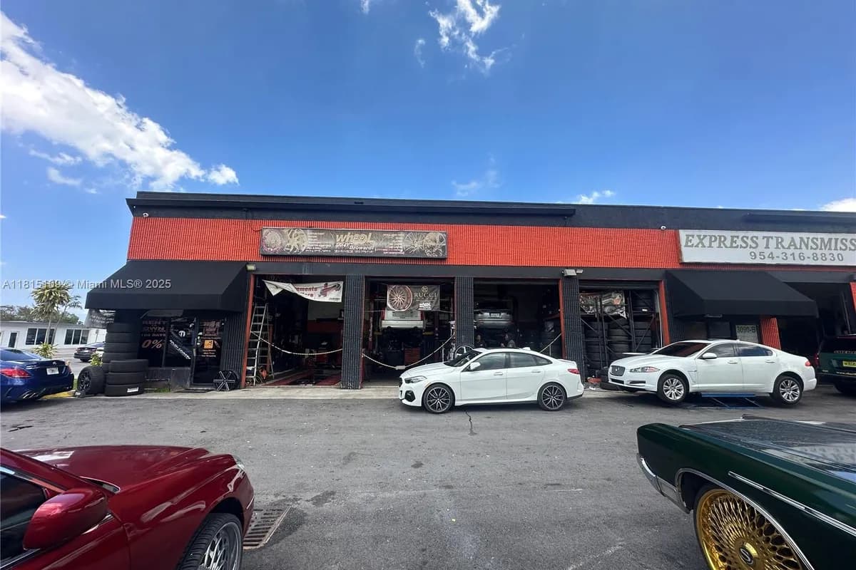 3090 W Broward Blvd, Fort Lauderdale FL 33312