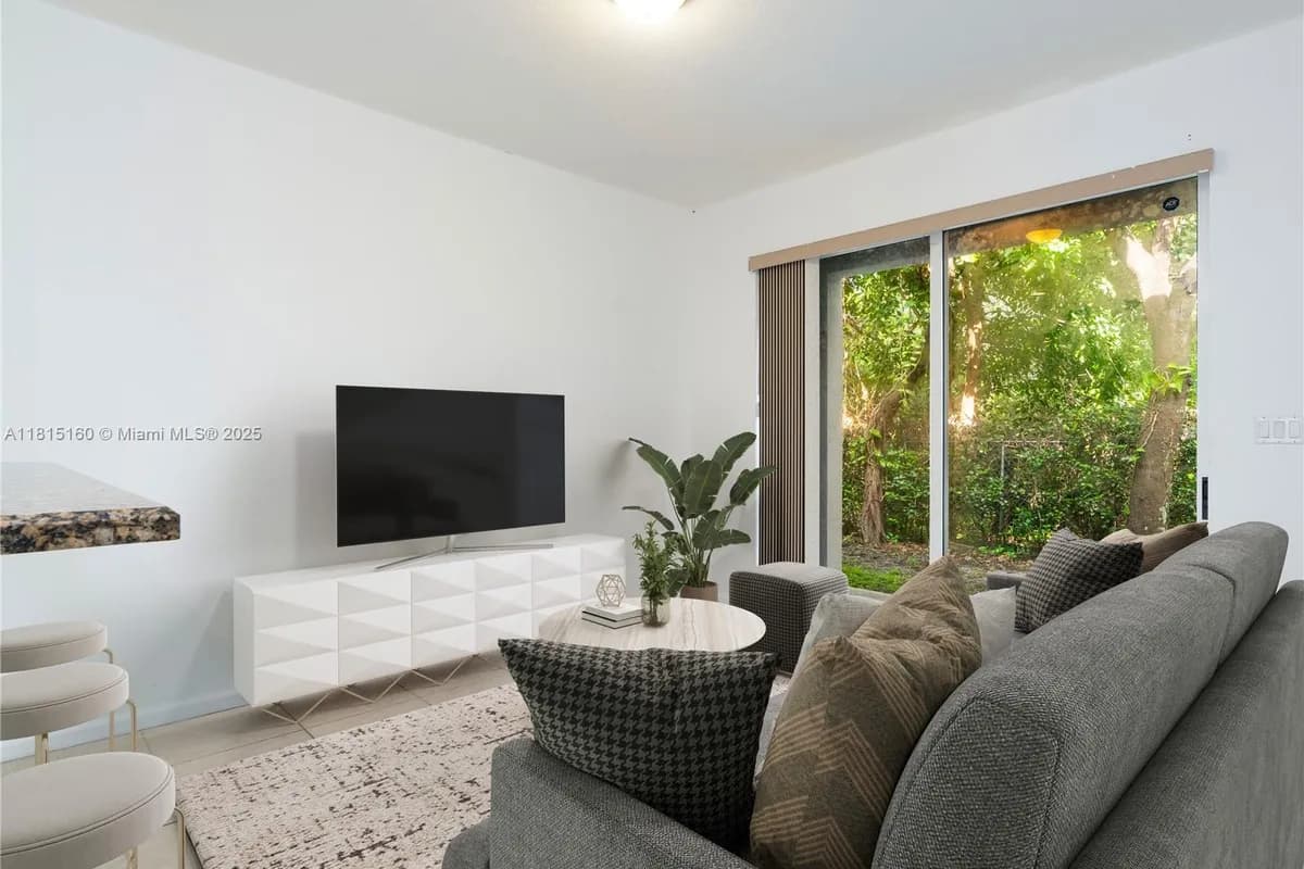 21217 NW 14th Pl # 22, Miami Gardens FL 33169