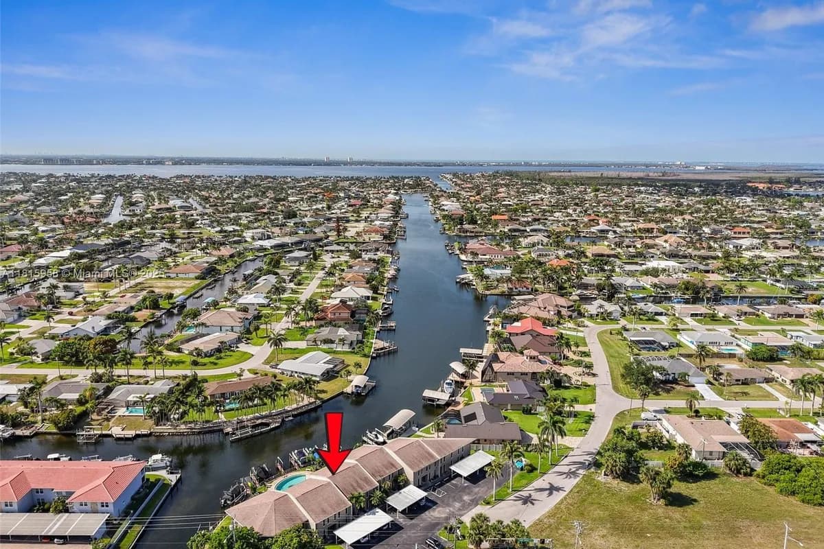 4803 SW Santa Barbara CT # 5, Cape Coral FL 33914