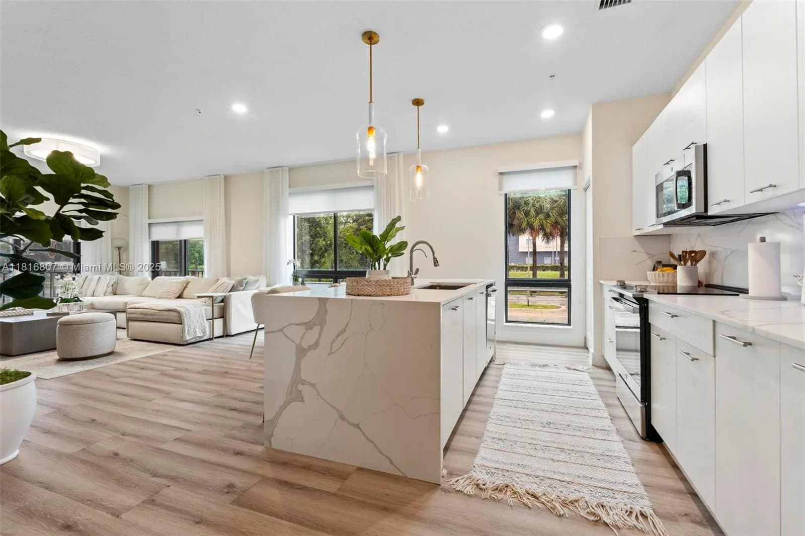 8001 NW 41st St # 107, Doral FL 33166