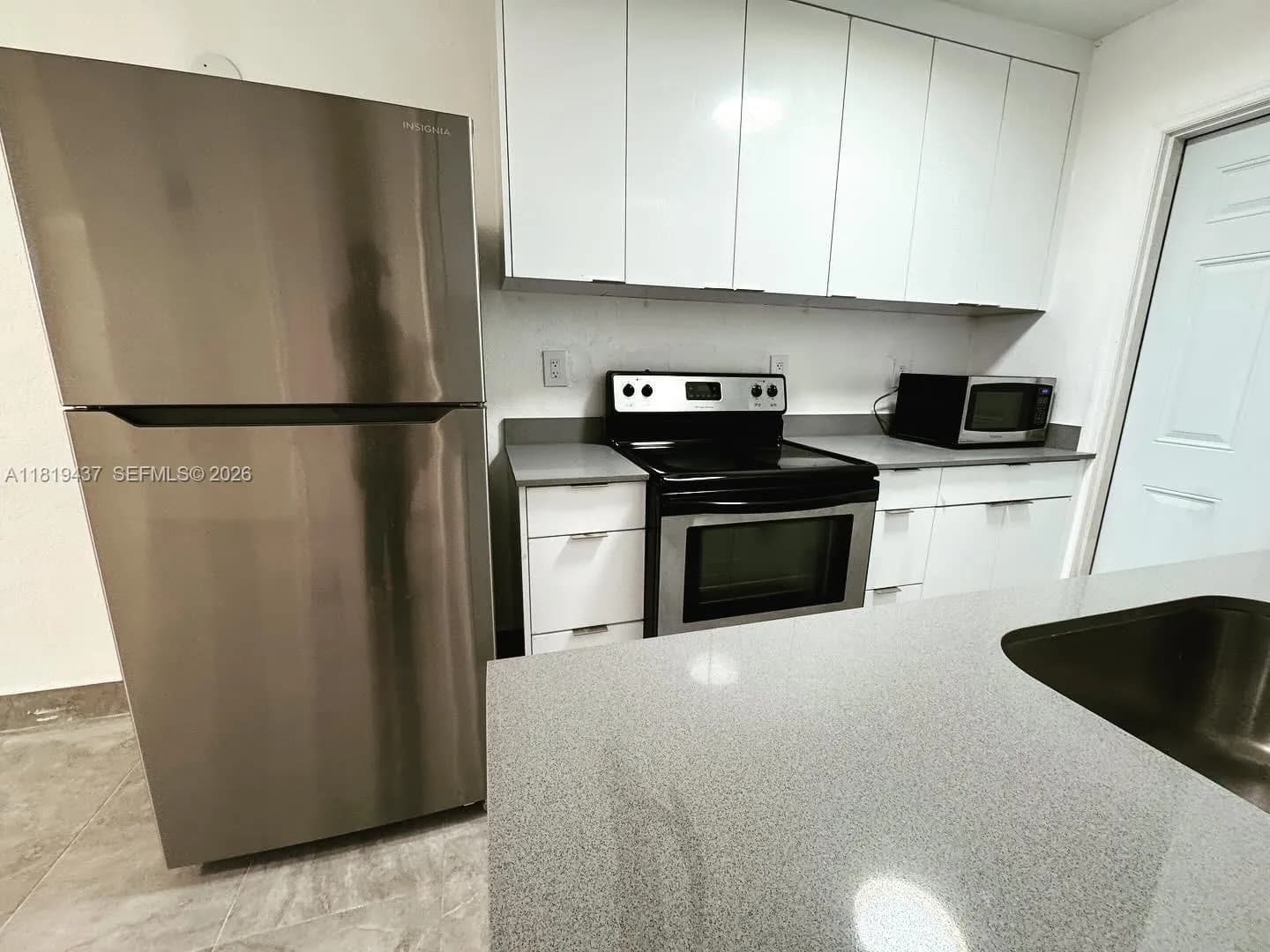 516 NW 18th Ave, Fort Lauderdale FL 33311