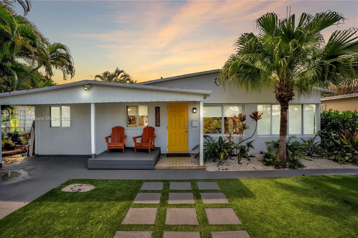 1229 NE 17th Ave, Fort Lauderdale FL 33304
